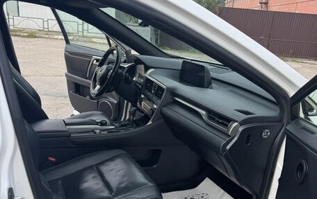 Lexus RX IV рестайлинг, 2017 год, 3 490 000 рублей, 9 фотография