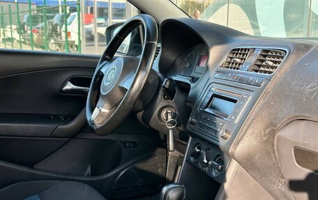 Volkswagen Polo VI (EU Market), 2013 год, 855 000 рублей, 12 фотография