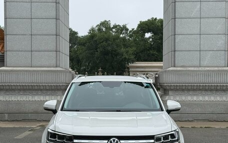 Volkswagen Tharu, 2022 год, 1 860 000 рублей, 2 фотография
