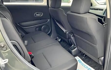 Honda Vezel, 2017 год, 1 480 000 рублей, 7 фотография