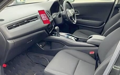 Honda Vezel, 2017 год, 1 480 000 рублей, 5 фотография