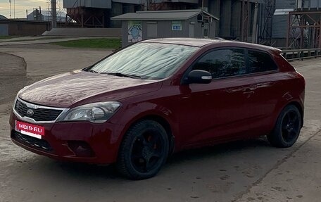 KIA cee'd I рестайлинг, 2011 год, 550 000 рублей, 4 фотография