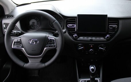Hyundai Solaris II рестайлинг, 2020 год, 1 799 000 рублей, 12 фотография
