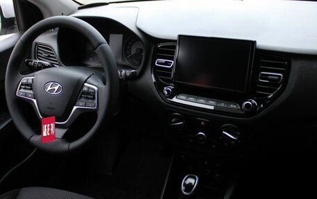 Hyundai Solaris II рестайлинг, 2020 год, 1 799 000 рублей, 20 фотография