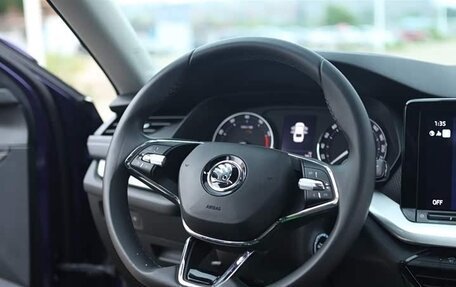 Skoda Octavia IV, 2022 год, 2 015 000 рублей, 10 фотография