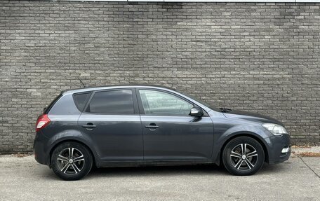 KIA cee'd I рестайлинг, 2010 год, 689 000 рублей, 4 фотография