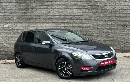 KIA cee'd I рестайлинг, 2010 год, 689 000 рублей, 3 фотография