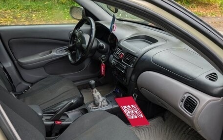 Nissan Almera, 2003 год, 13 фотография