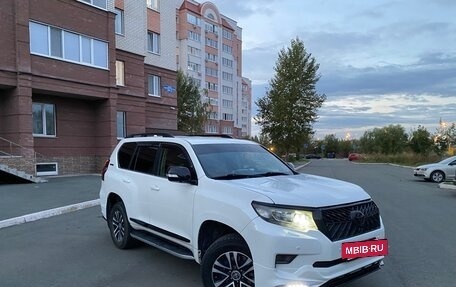 Toyota Land Cruiser Prado 150 рестайлинг 2, 2011 год, 3 300 000 рублей, 2 фотография