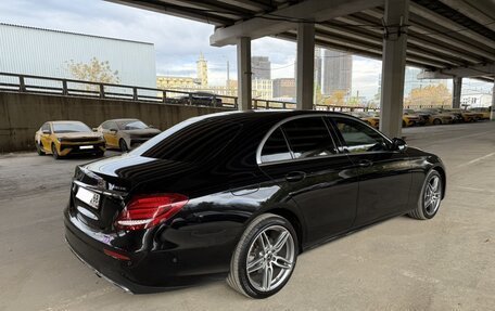 Mercedes-Benz E-Класс, 2020 год, 3 200 000 рублей, 6 фотография