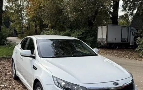 KIA Optima III, 2011 год, 1 600 000 рублей, 2 фотография