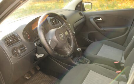 Volkswagen Polo VI (EU Market), 2010 год, 515 000 рублей, 5 фотография