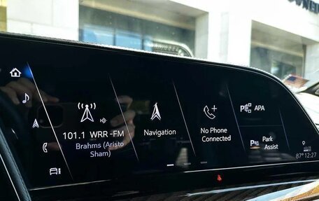 Cadillac Escalade V, 2023 год, 12 950 005 рублей, 19 фотография
