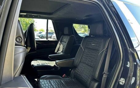 Cadillac Escalade V, 2023 год, 12 950 005 рублей, 11 фотография