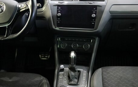 Volkswagen Tiguan II, 2018 год, 2 350 000 рублей, 20 фотография