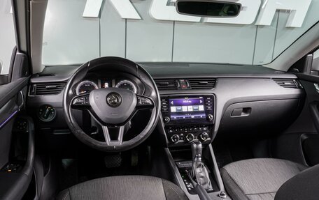 Skoda Octavia, 2018 год, 1 849 000 рублей, 6 фотография