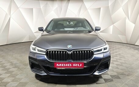 BMW 5 серия, 2021 год, 4 700 000 рублей, 3 фотография