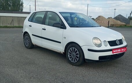 Volkswagen Polo IV рестайлинг, 2002 год, 290 000 рублей, 3 фотография
