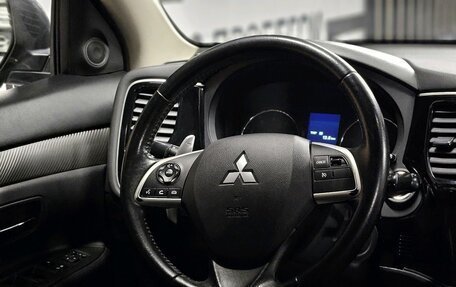 Mitsubishi Outlander III рестайлинг 3, 2013 год, 1 730 000 рублей, 18 фотография