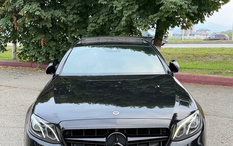 Mercedes-Benz E-Класс, 2017 год, 2 550 000 рублей, 9 фотография