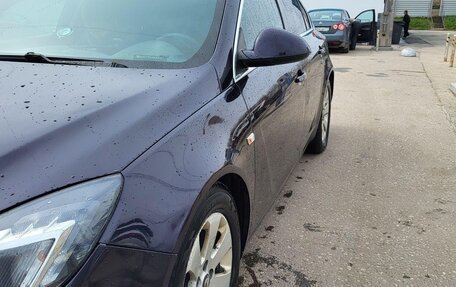 Opel Insignia II рестайлинг, 2012 год, 800 000 рублей, 2 фотография