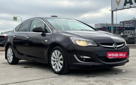 Opel Astra J, 2013 год, 619 000 рублей, 3 фотография
