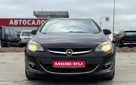 Opel Astra J, 2013 год, 619 000 рублей, 2 фотография