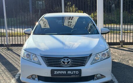 Toyota Camry, 2014 год, 1 739 000 рублей, 2 фотография