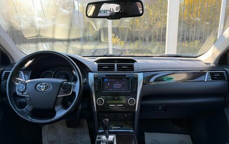 Toyota Camry, 2014 год, 1 739 000 рублей, 10 фотография