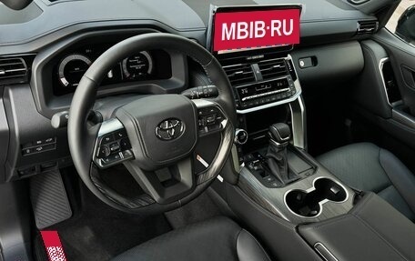 Toyota Land Cruiser, 2026 год, 15 990 000 рублей, 8 фотография