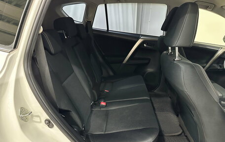 Toyota RAV4, 2013 год, 1 740 000 рублей, 23 фотография