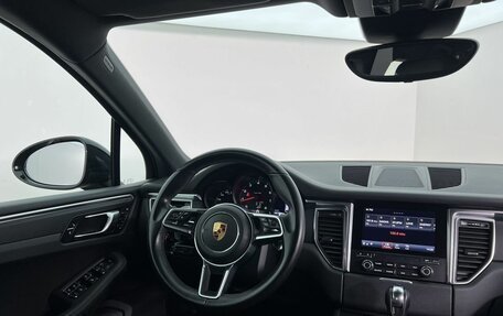 Porsche Macan I рестайлинг, 2018 год, 3 190 000 рублей, 13 фотография