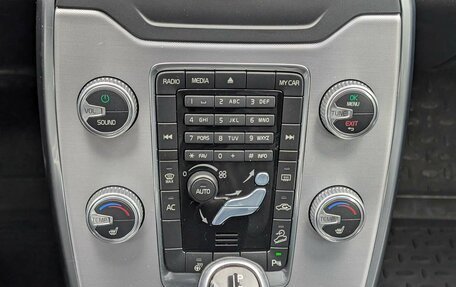 Volvo XC70 II рестайлинг, 2015 год, 2 195 000 рублей, 11 фотография