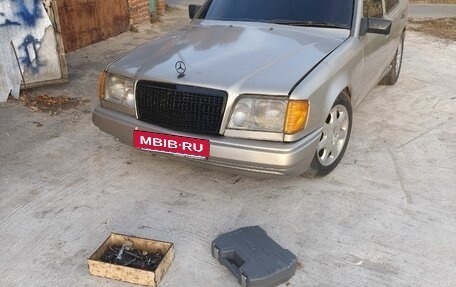 Mercedes-Benz W124, 1987 год, 250 000 рублей, 3 фотография