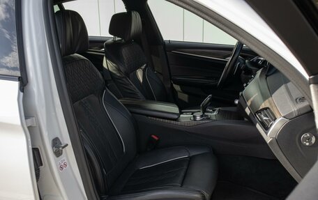 BMW 5 серия, 2018 год, 3 950 000 рублей, 11 фотография