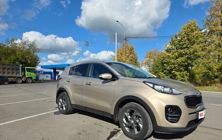 KIA Sportage IV рестайлинг, 2018 год, 2 080 000 рублей, 4 фотография