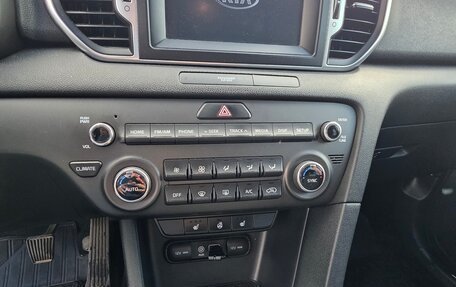 KIA Sportage IV рестайлинг, 2018 год, 2 080 000 рублей, 14 фотография