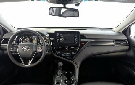 Toyota Camry, 2021 год, 3 190 000 рублей, 11 фотография