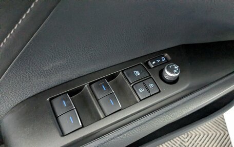 Toyota Camry, 2021 год, 3 190 000 рублей, 6 фотография