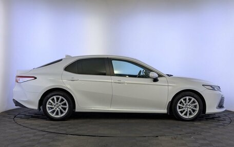 Toyota Camry, 2021 год, 3 190 000 рублей, 23 фотография