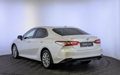 Toyota Camry, 2021 год, 3 190 000 рублей, 28 фотография