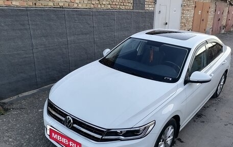 Volkswagen Bora, 2022 год, 1 915 000 рублей, 2 фотография