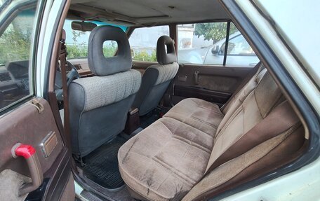 Mitsubishi Galant V, 1987 год, 150 000 рублей, 6 фотография