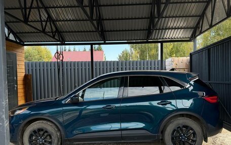 Ford Escape III, 2019 год, 1 880 000 рублей, 4 фотография