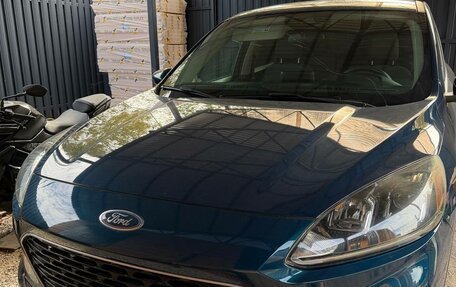 Ford Escape III, 2019 год, 1 880 000 рублей, 2 фотография