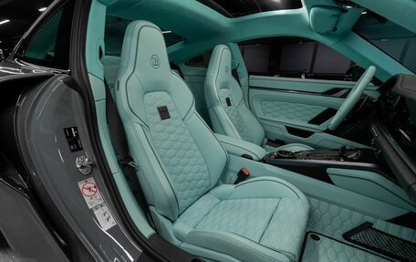 Porsche 911, 2023 год, 87 630 000 рублей, 33 фотография