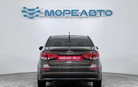 KIA Rio III рестайлинг, 2016 год, 990 000 рублей, 6 фотография