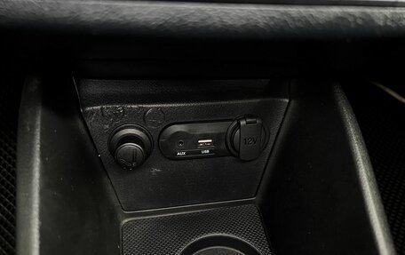 KIA Rio III рестайлинг, 2016 год, 990 000 рублей, 17 фотография