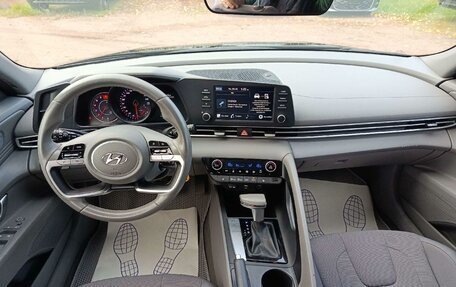 Hyundai Elantra, 2022 год, 1 891 500 рублей, 5 фотография