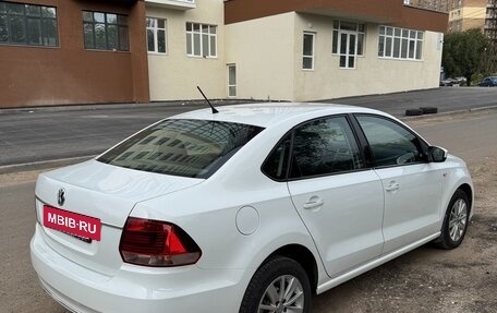 Volkswagen Polo VI (EU Market), 2016 год, 1 020 000 рублей, 3 фотография